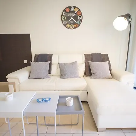 Markethome Balcon De Gigantes B09 公寓